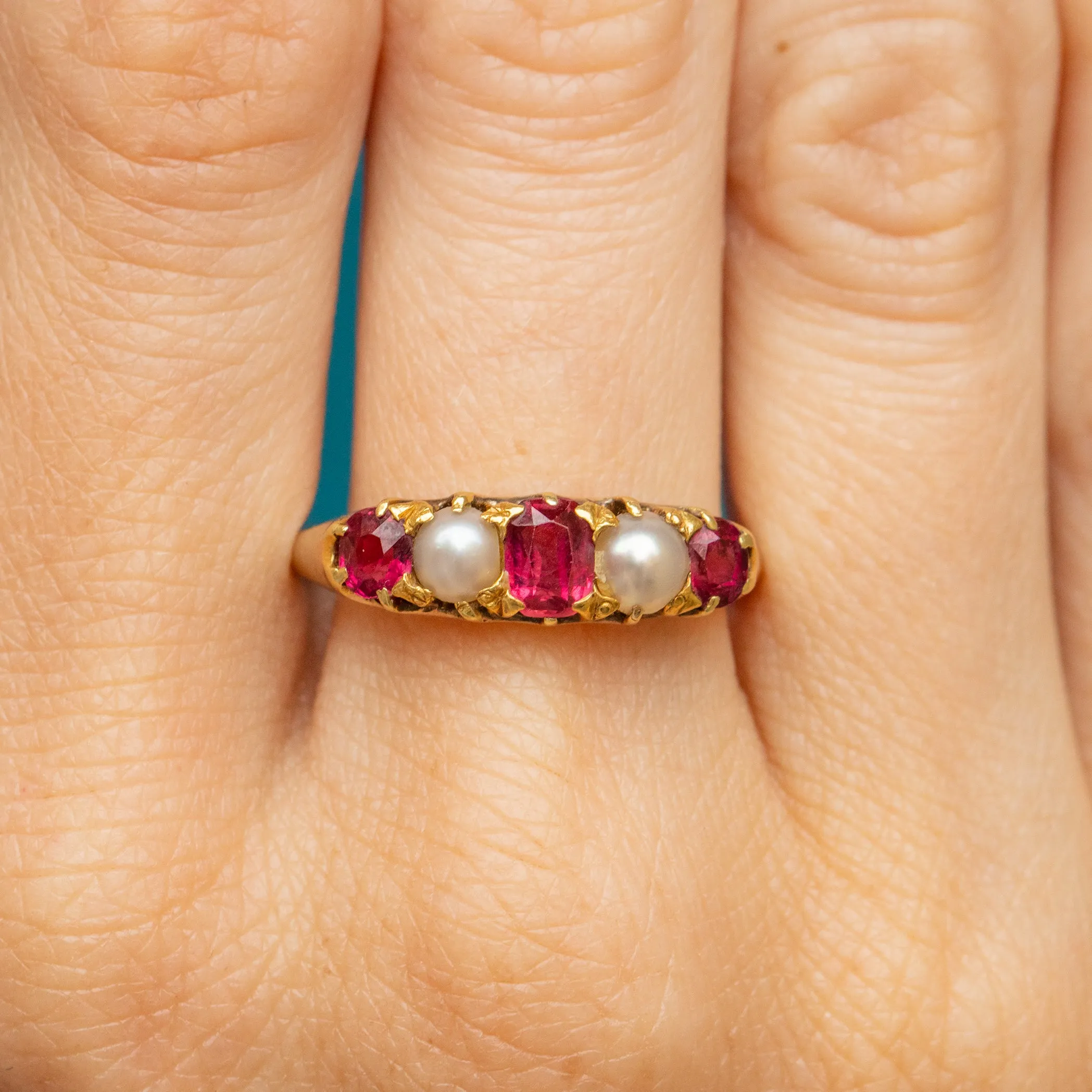 9ct Gold Ruby Pearl 5-Stone Ring