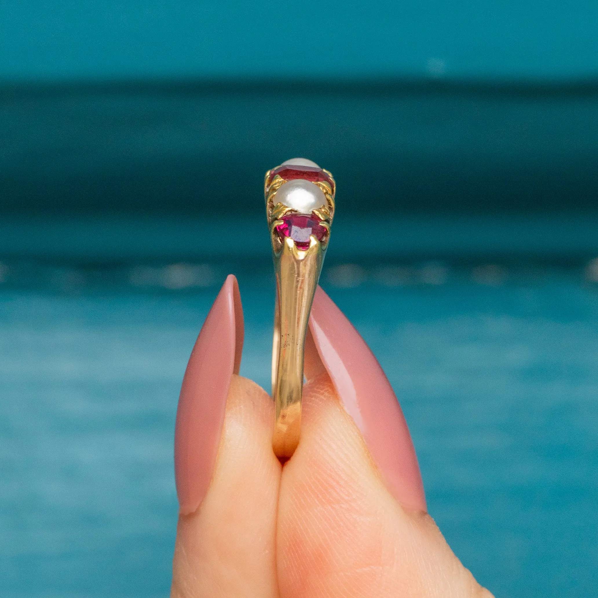 9ct Gold Ruby Pearl 5-Stone Ring