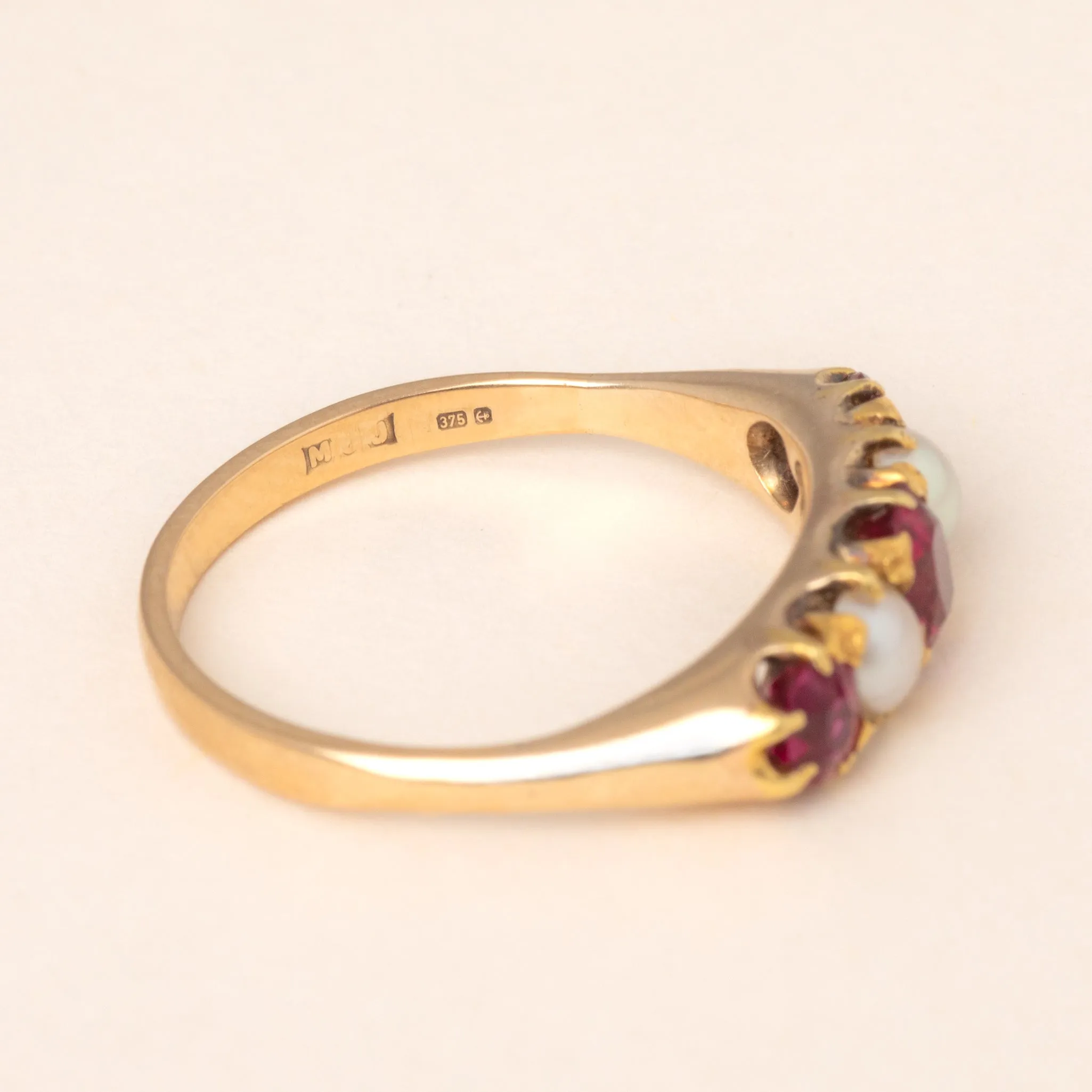 9ct Gold Ruby Pearl 5-Stone Ring