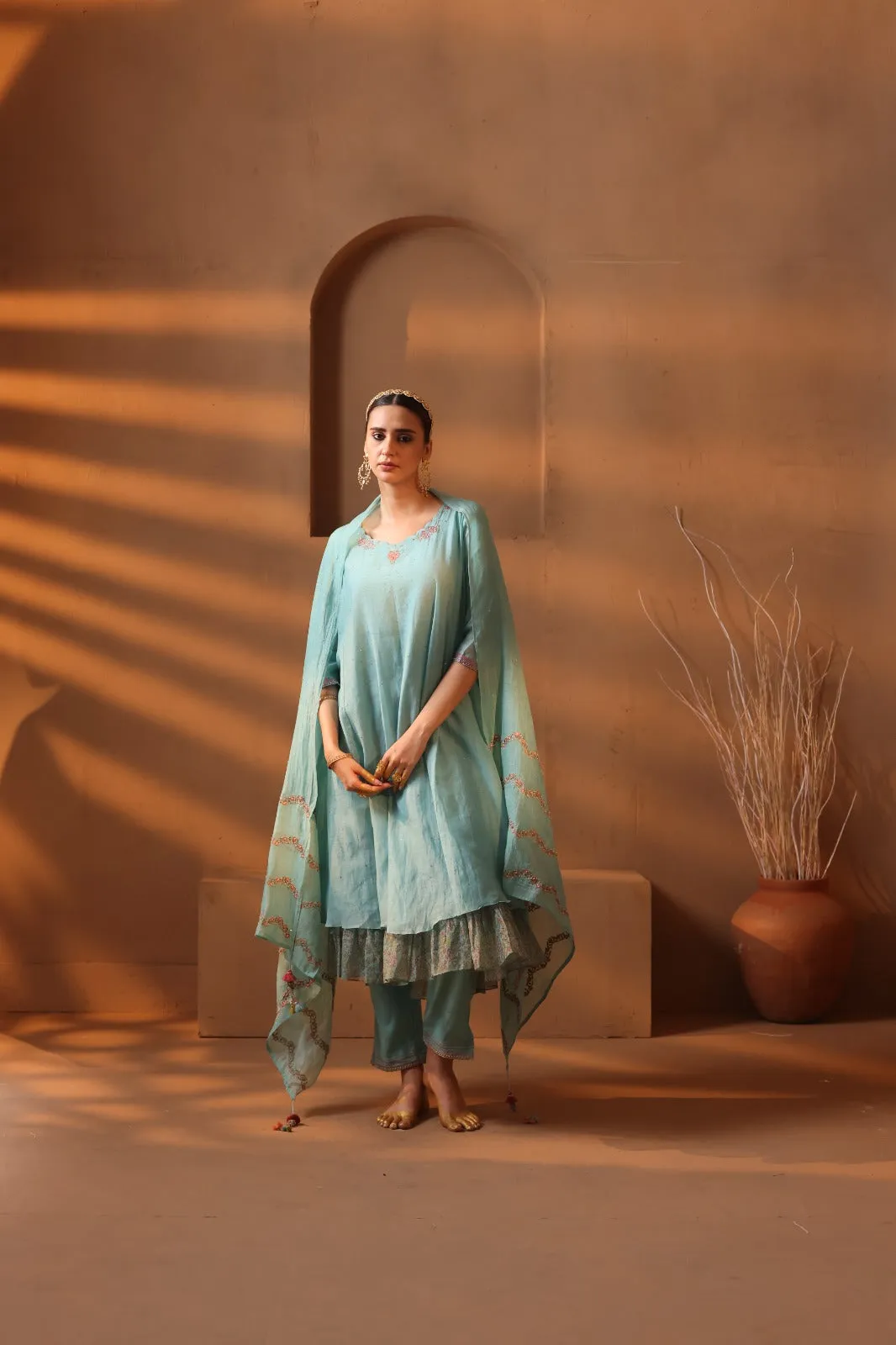 Blue kurta set with scalloped embroidery neck
