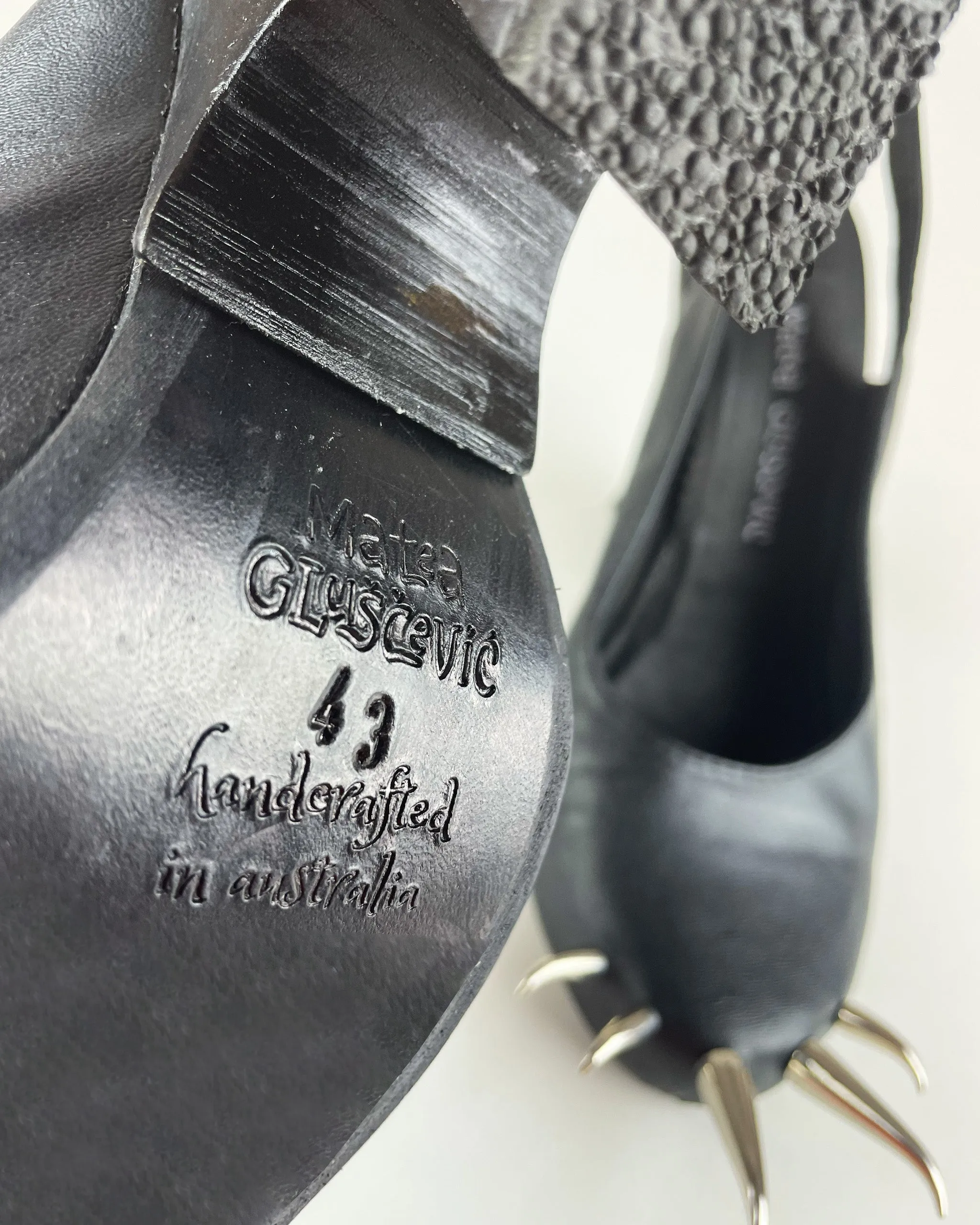 Claw Heels