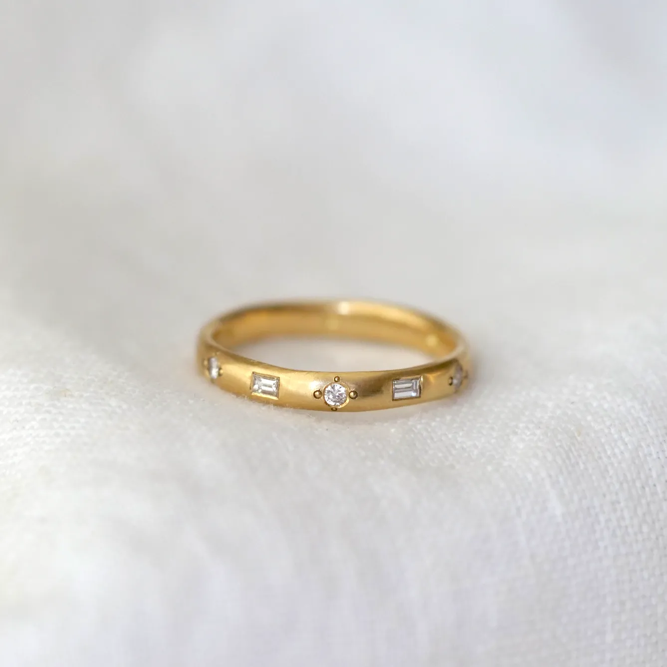 Mixed Diamond Natural Band