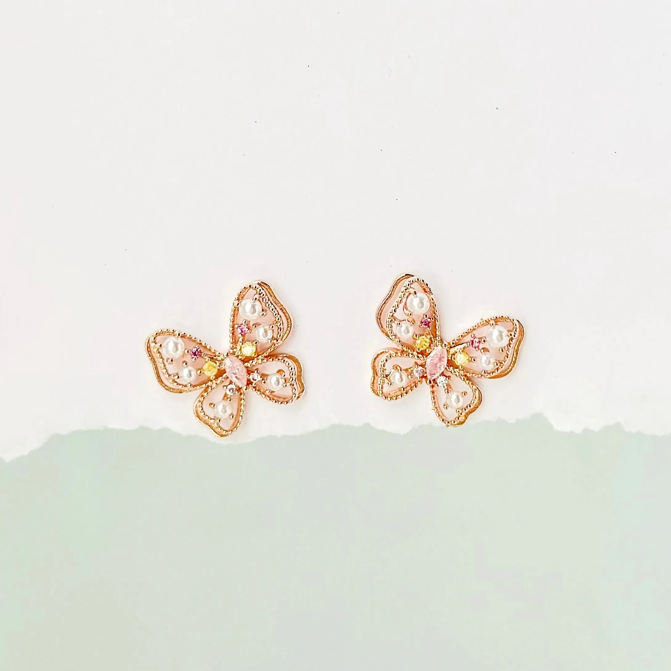 Rose Gold Bellona Earrings