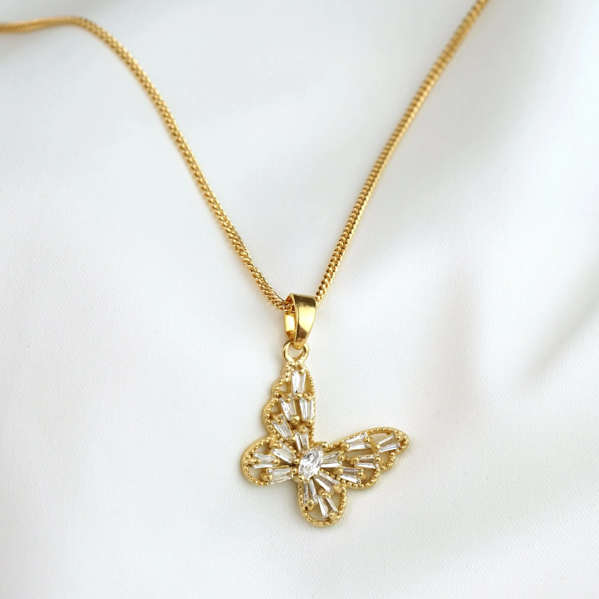 Sparkling Diamonds Butterfly Necklace