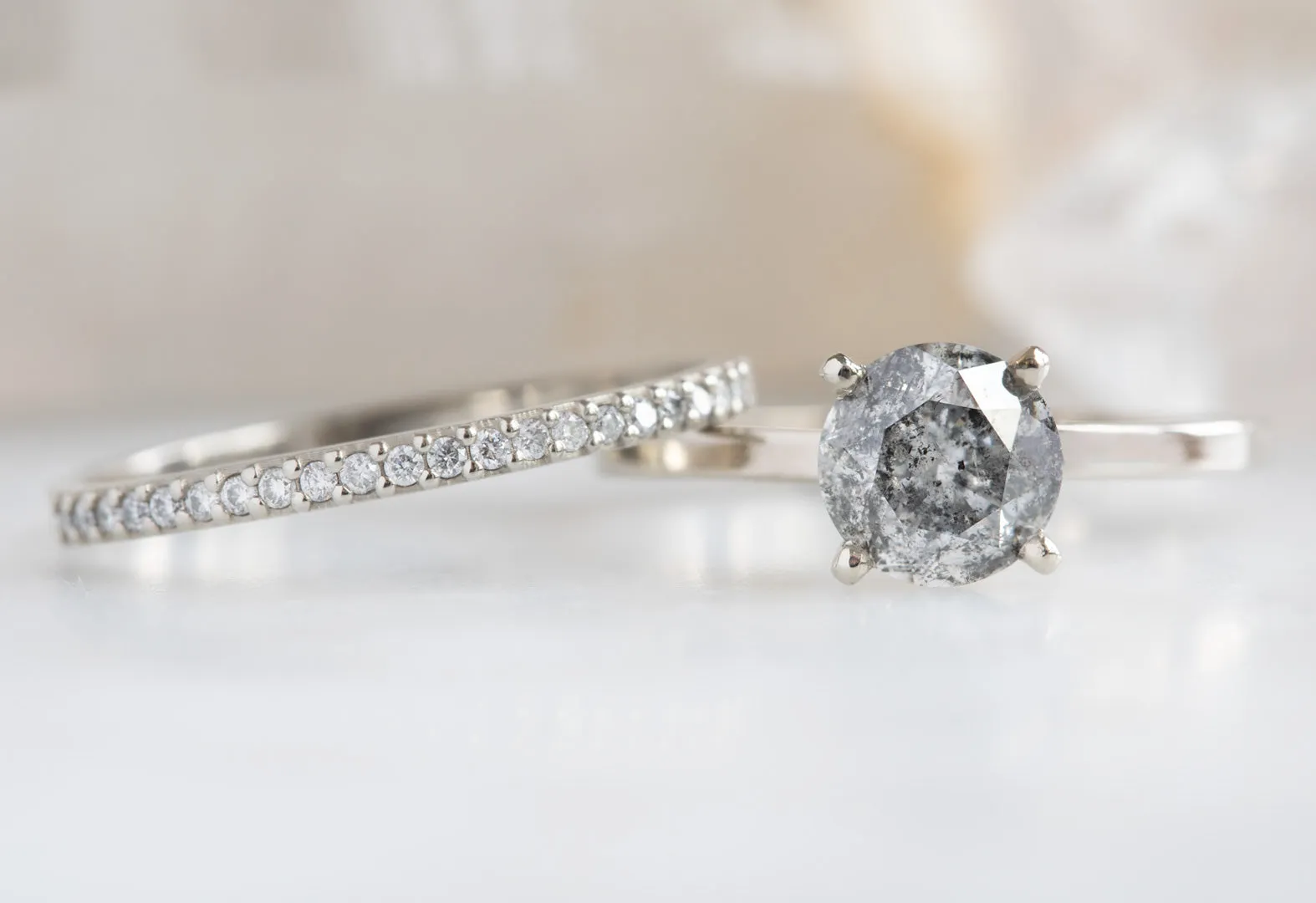The Bryn Ring with a 1.00ct Round-Cut Salt and Pepper Diamond