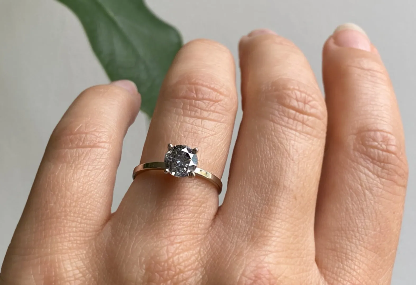 The Bryn Ring with a 1.00ct Round-Cut Salt and Pepper Diamond