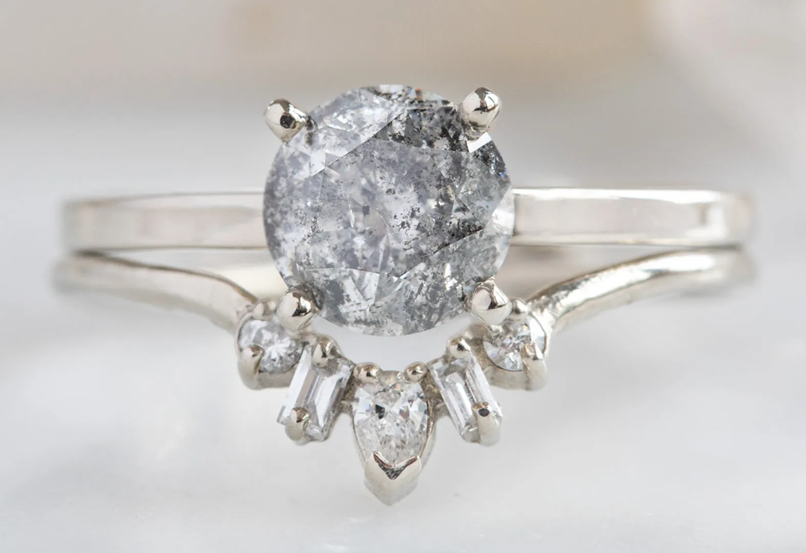 The Bryn Ring with a 1.00ct Round-Cut Salt and Pepper Diamond